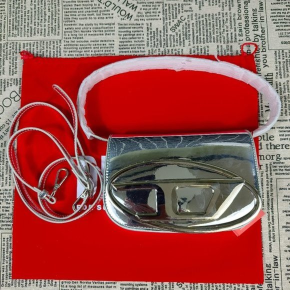 Diesel Handbags - Diesel 1DR shoulder bag in Silver